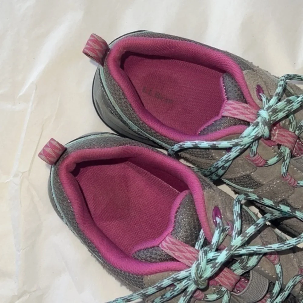 L.L. Bean good cross